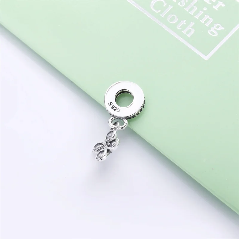 (Bild für) PANDORA Anhänger mit vierblättrigen Blumen - 797969CZ - Ansicht 3