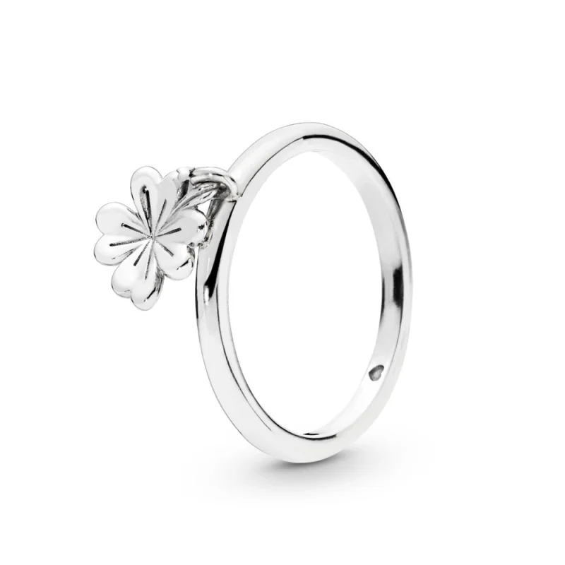 (Bild für) PANDORA Ring mit baumelndem Kleeblatt - 197938