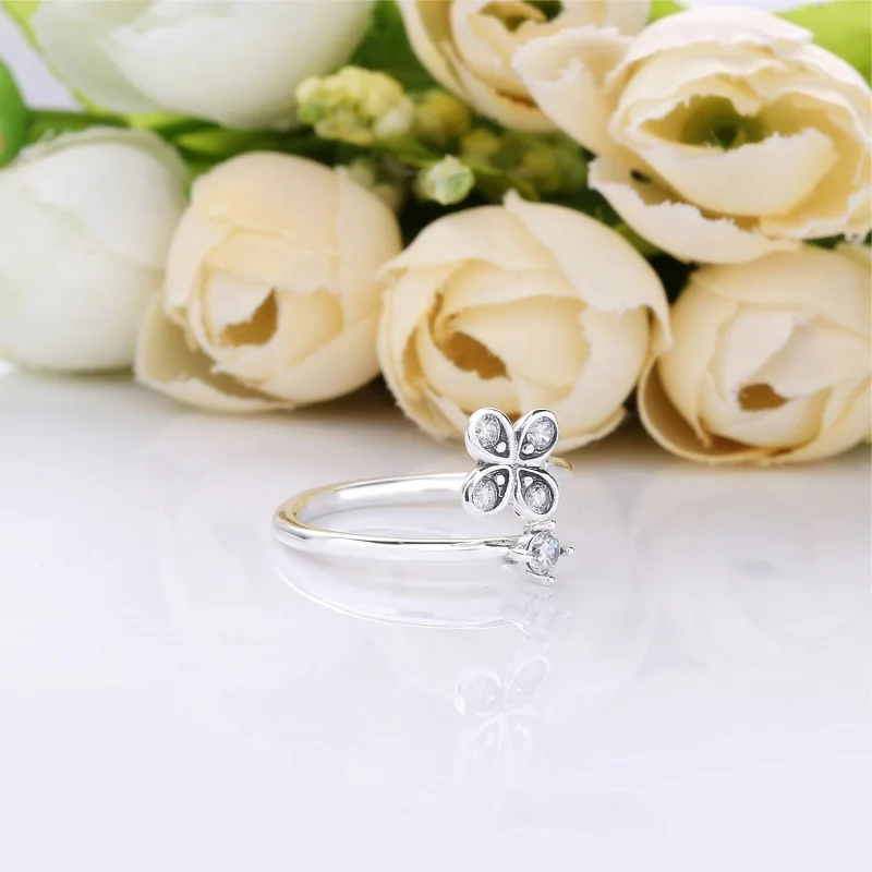 (Bild für) PANDORA Ring mit vier Blütenblättern und gedrehten Blumen - 197988CZ - Ansicht 3