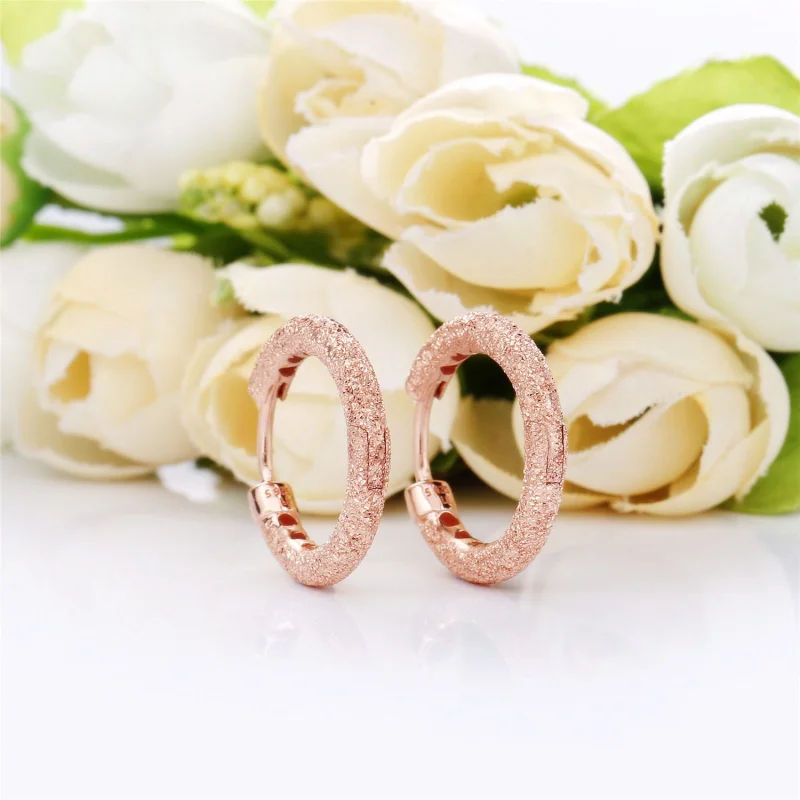 (Bild für) Matte Brillanz-Creolen, Pandora Rose™ - 287930 - Ansicht 2
