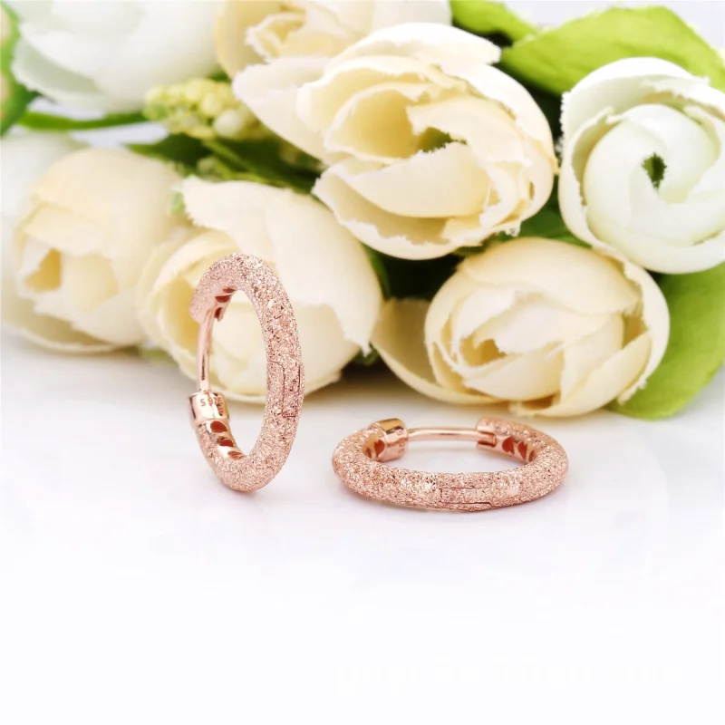 (Bild für) Matte Brillanz-Creolen, Pandora Rose™ - 287930 - Ansicht 3