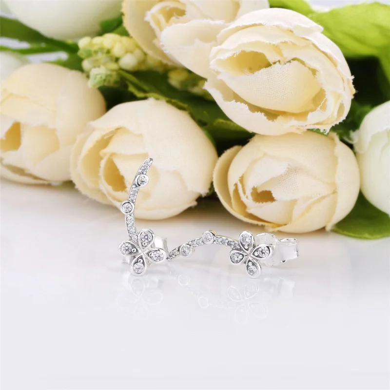 (Bild für) PANDORA Drapierte Blumenohrringe mit vier Blütenblättern - 297936CZ - Ansicht 3