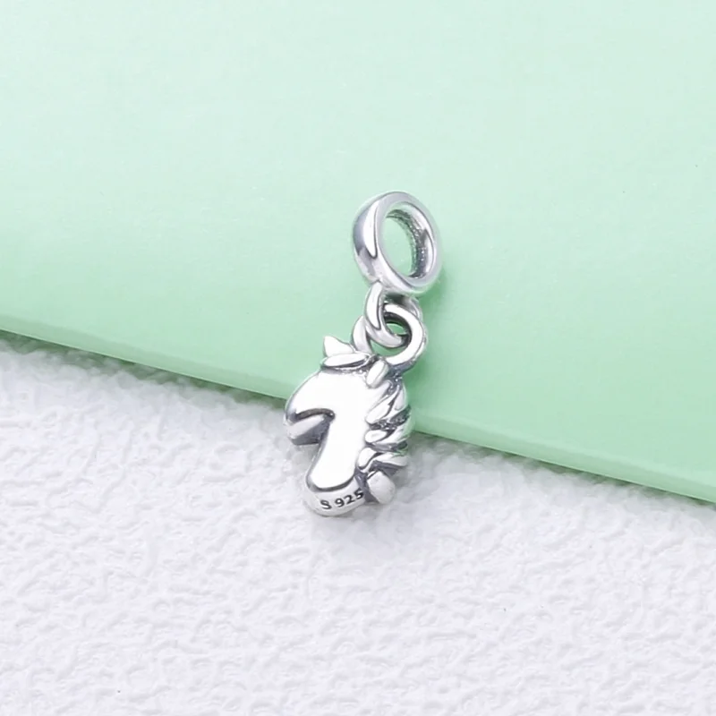(Bild für) Pandora Me Magical Unicorn Mini-Anhänger - 798360 - Ansicht 3