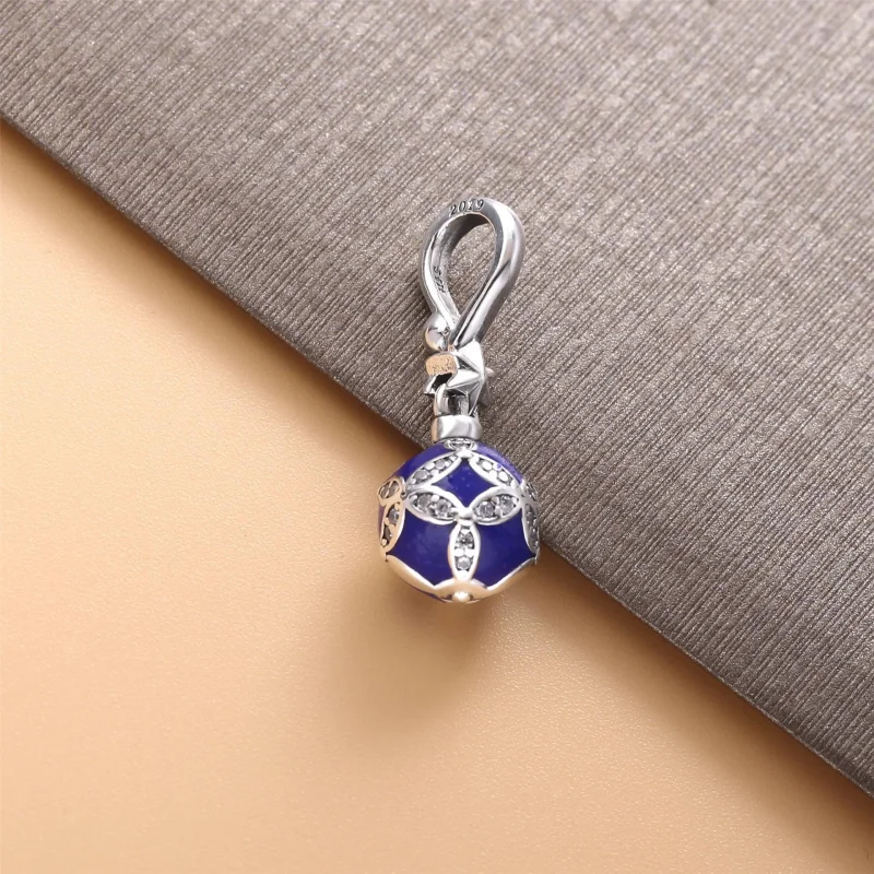 (Bild für) PANDORA Blauer Weihnachtsornament-Anhänger - 798512C01 - Ansicht 3
