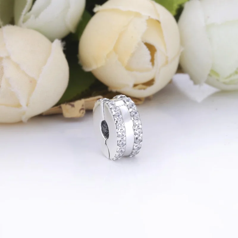 (Bild für) PANDORA Doppelt gefütterter Pavé-Clip-Charm - 798422C01 - Ansicht 2