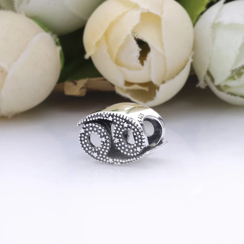 (Bild für) PANDORA Funkelnder Sternzeichen-Charm Krebs - 798434C01 - Ansicht 2