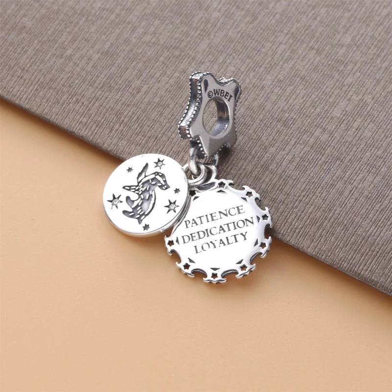 (Bild für) PANDORA Harry Potter, Hufflepuff-Anhänger - 798832C01 - Ansicht 3