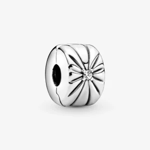 (Bild für) PANDORA Sparkling Sunburst Clip-Charm - 798614C01
