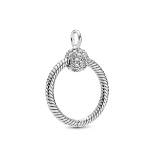 (Bild für) Pandora Moments kleiner Pavé-O-Anhänger - 399097C01