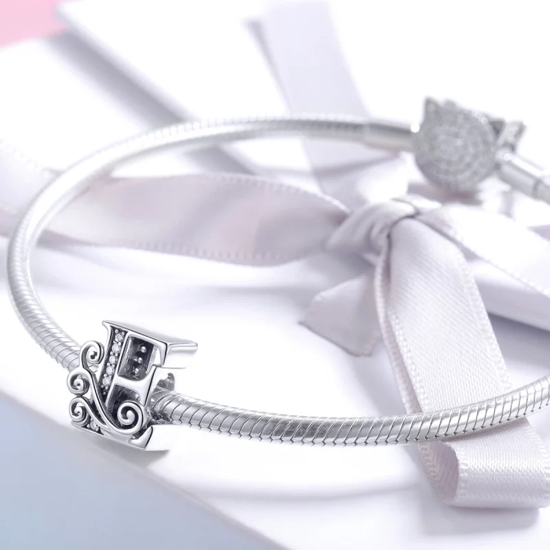 (Bild für) Funkelnder Pavé-Blumen-Buchstabe-E-Charm im Pandora-Stil - BSC030-E - Ansicht 3
