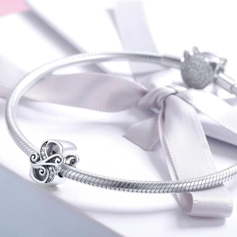 (Bild für) Funkelnder Pavé-Blumen-Buchstabe S-Charm im Pandora-Stil - BSC030-S - Ansicht 3