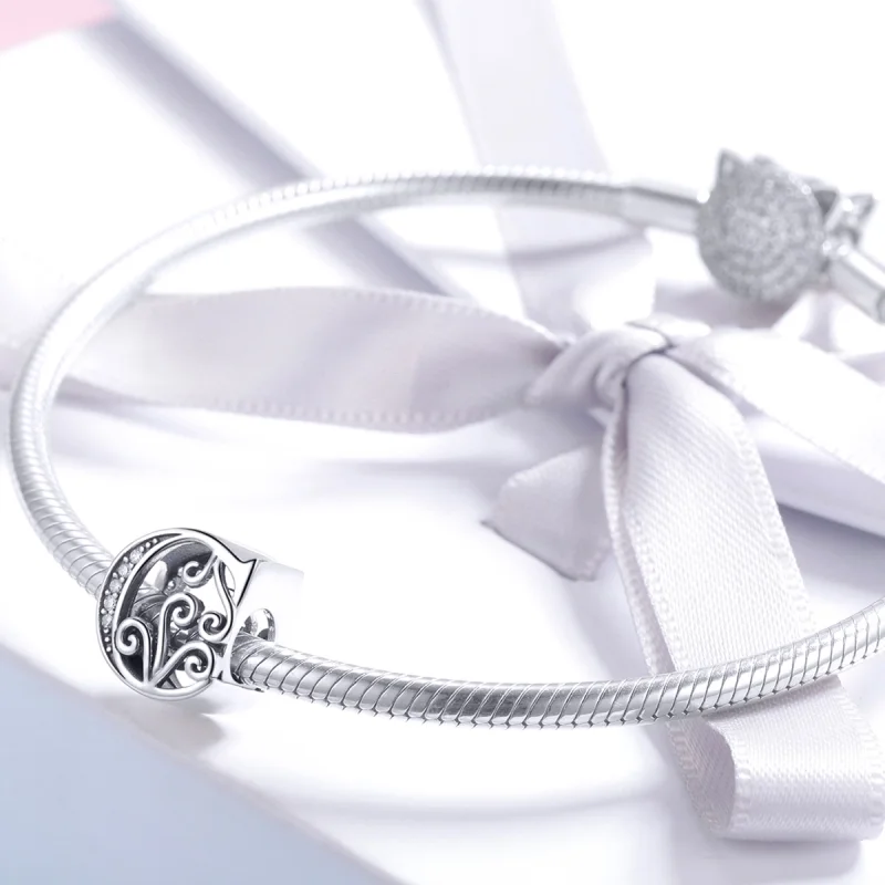 (Bild für) Funkelnder Pavé-Blumen-Charm „Buchstabe C“ im Pandora-Stil - BSC030-C - Ansicht 3