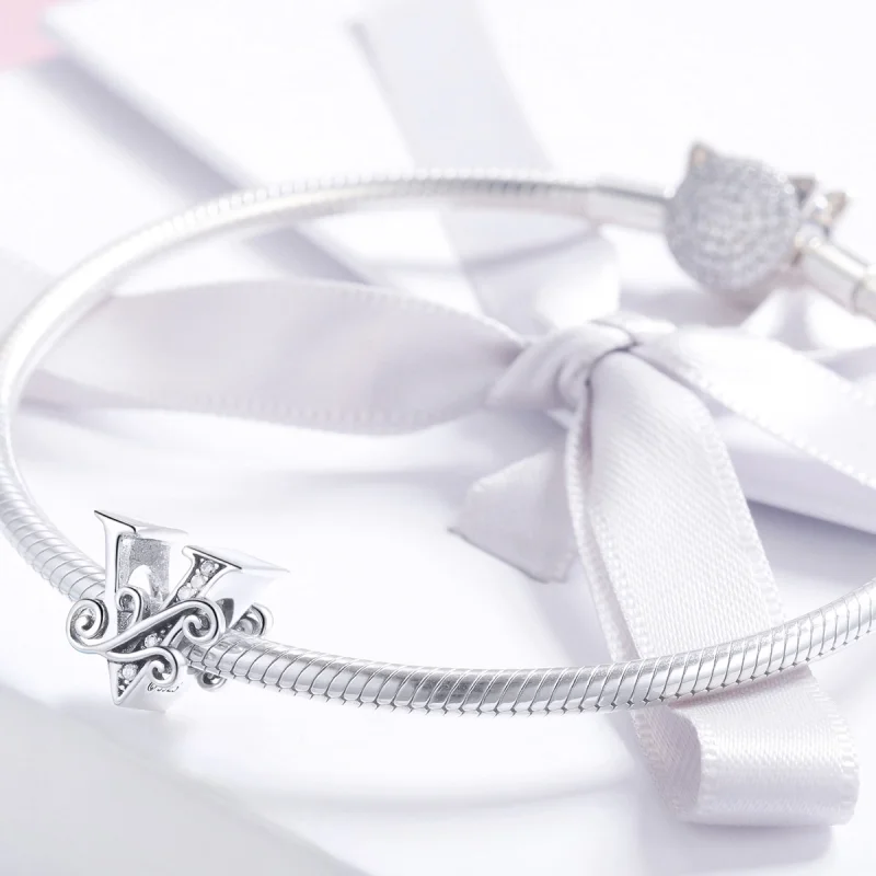 (Bild für) Funkelnder Pavé-Blumen-Charm „Buchstabe V“ im Pandora-Stil - BSC030-V - Ansicht 3
