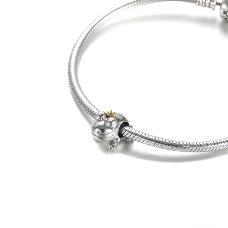 (Bild für) PANDORA Zweifarbiger Froschkönig-Charm - 799342C00 - Ansicht 5