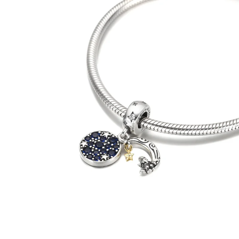 (Bild für) PANDORA Doppel-Anhänger „Weihnachtsmann auf dem Mond“. - 769648C01 - Ansicht 5