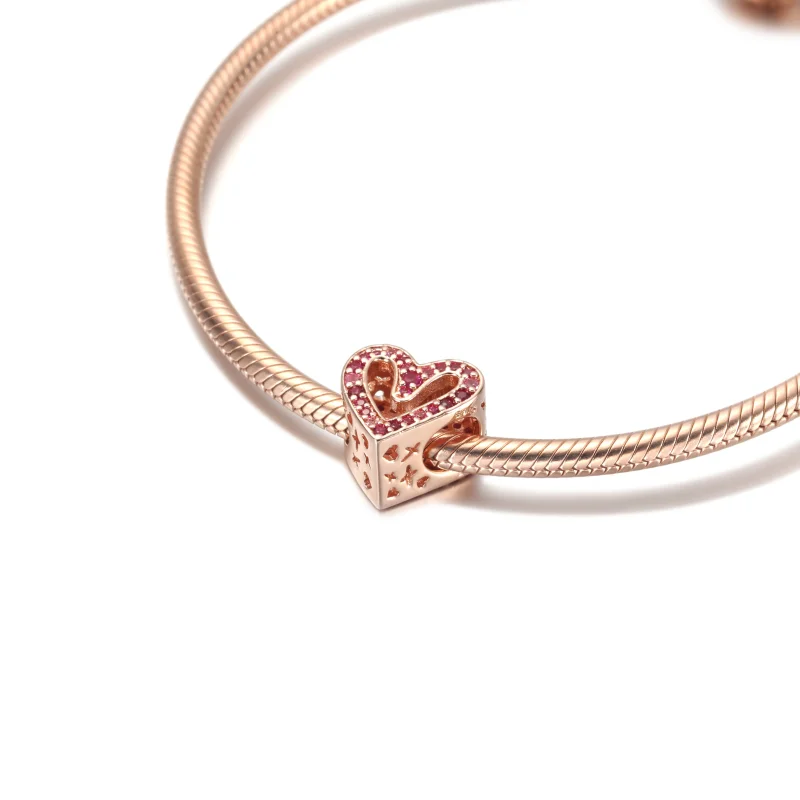 (Bild für) PANDORA funkelnder rubinrot-rosa Freihand-Herzanhänger - 788692C02 - Ansicht 5