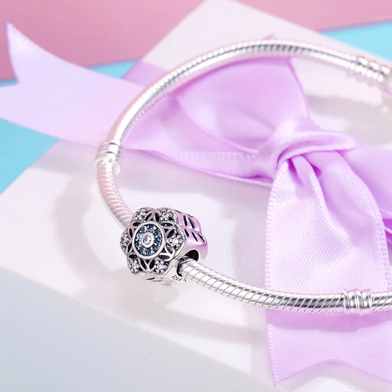 (Bild für) Romantischer Schneeflocken-Charm aus Silber im Pandora-Stil - SCC247 - Ansicht 4