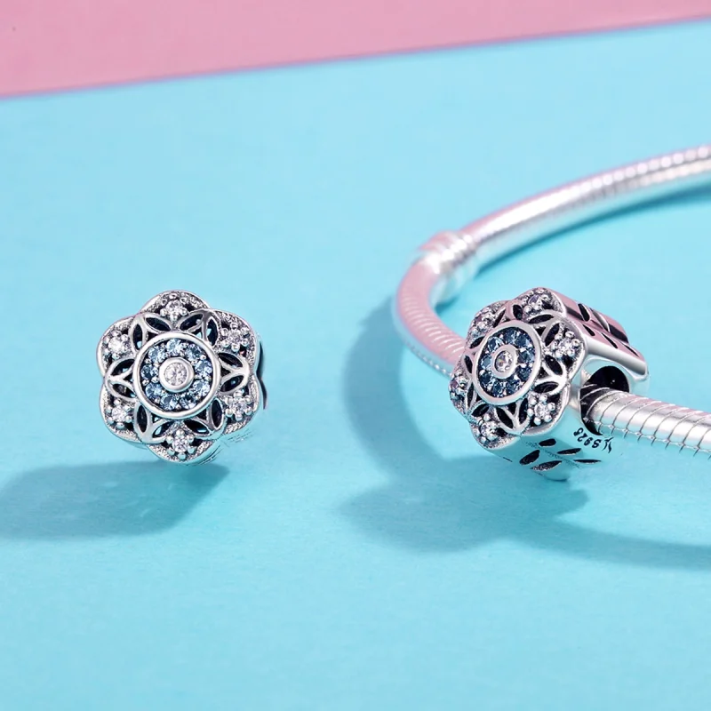 (Bild für) Romantischer Schneeflocken-Charm aus Silber im Pandora-Stil - SCC247 - Ansicht 5