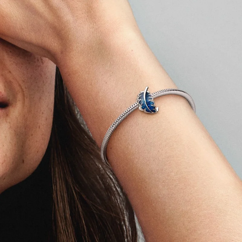 (Bild für) PANDORA Blauer gebogener Feder-Charm - 792576C01 - Ansicht 3