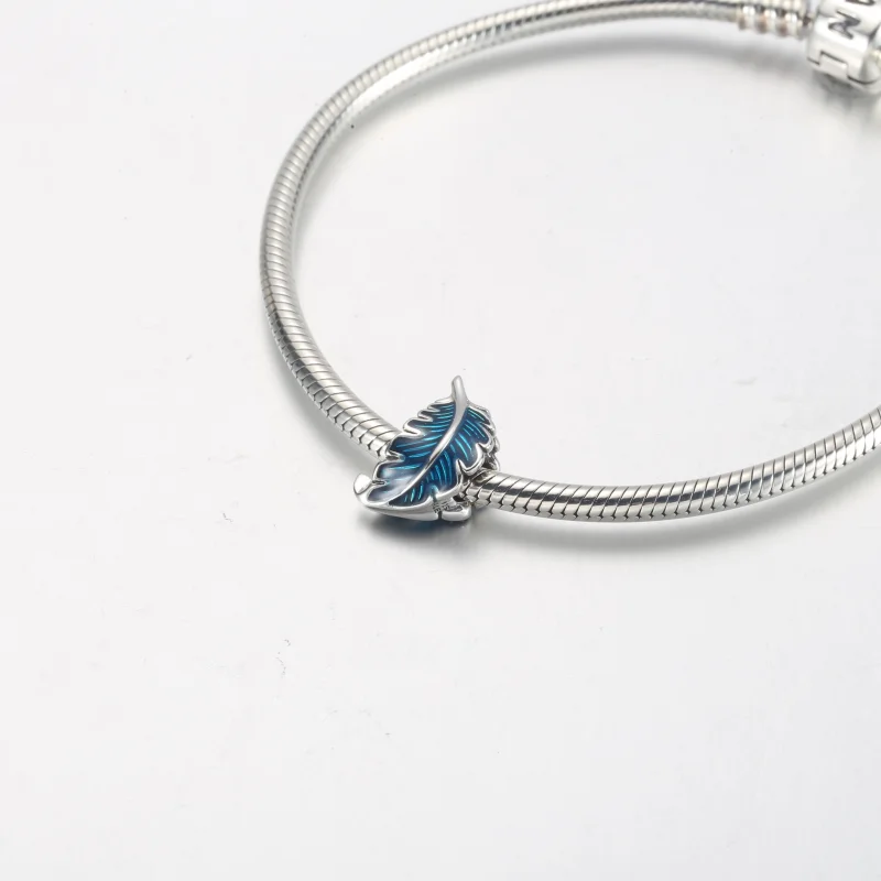 (Bild für) PANDORA Blauer gebogener Feder-Charm - 792576C01 - Ansicht 8