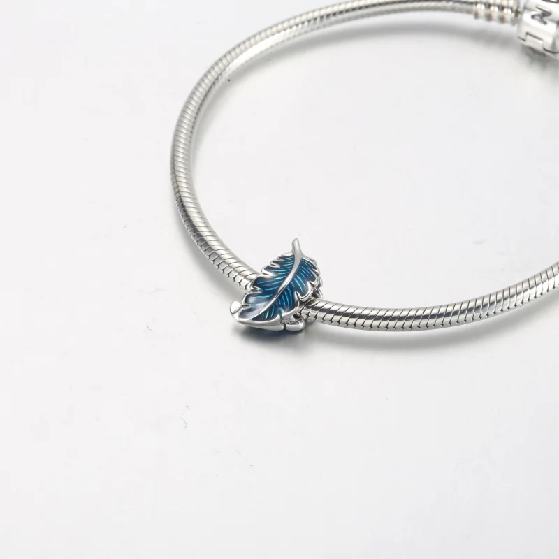 (Bild für) PANDORA Blauer gebogener Feder-Charm - 792576C01 - Ansicht 12