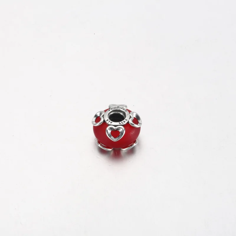 (Bild für) PANDORA Charm aus mattiertem rotem Muranoglas und Herzen - 792497C01 - Ansicht 6