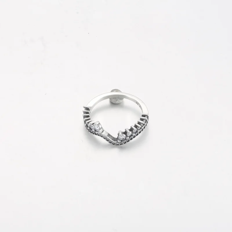(Bild für) PANDORA Funkelnder asymmetrischer Wellenring - 192543C01 - Ansicht 10