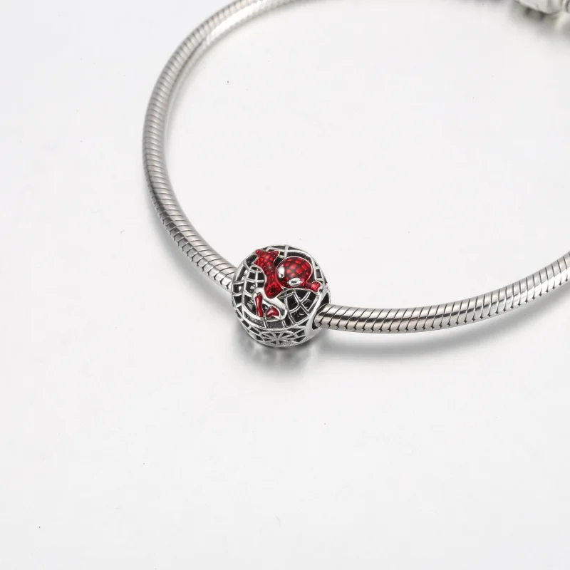 (Bild für) PANDORA Marvel Spider-Man Soaring City Charm - 792350C01 - Ansicht 8