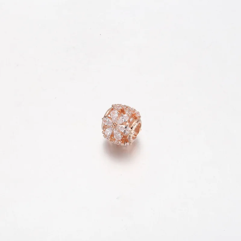 (Bild für) PANDORA Sparkling Herbarium Cluster runder Charm - 782383C01 - Ansicht 5