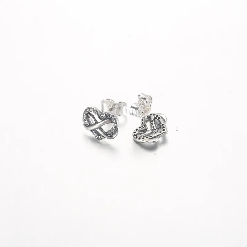 (Bild für) Pandora Funkelnde Unendlichkeits-Herz Stecker Ohrringe - 292667C01 - Ansicht 4