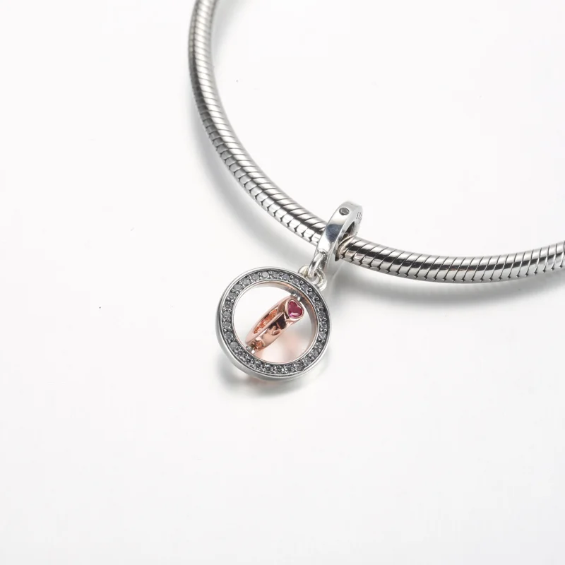 (Bild für) Pandora Love drehendes Sterlingsilber und 14k Roségold-plattiertes Anhänger - 78 - Ansicht 4