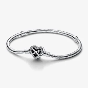 (Bild für) Pandora Moments Funkelndes Unendlichkeits-Herz-Verschluss-Schlangenketten-Armband - 592645C01
