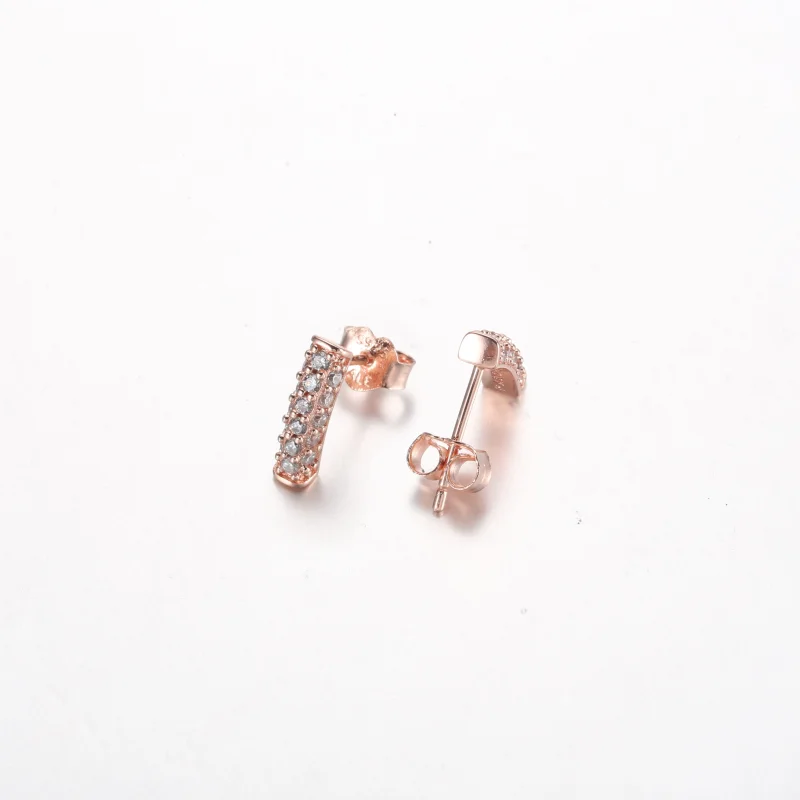 (Bild für) Pandora Timeless Pavé Einzelreihe Bar Stecker Ohrringe - 262626C01 - Ansicht 3