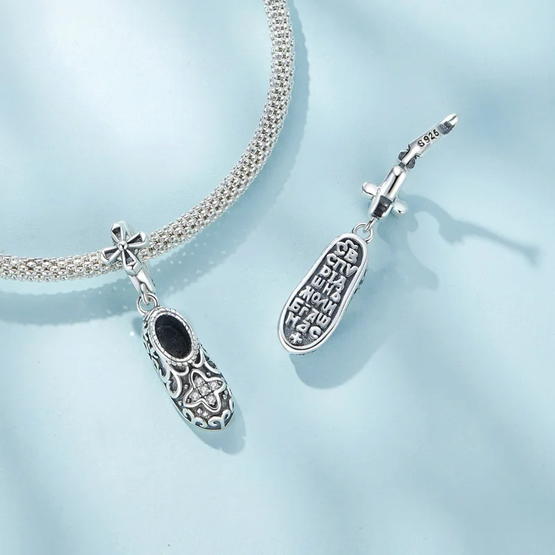(Bild für) Pandora Style Exquisite Pattern Schuhe Anhänger - SCC2573 - Ansicht 5