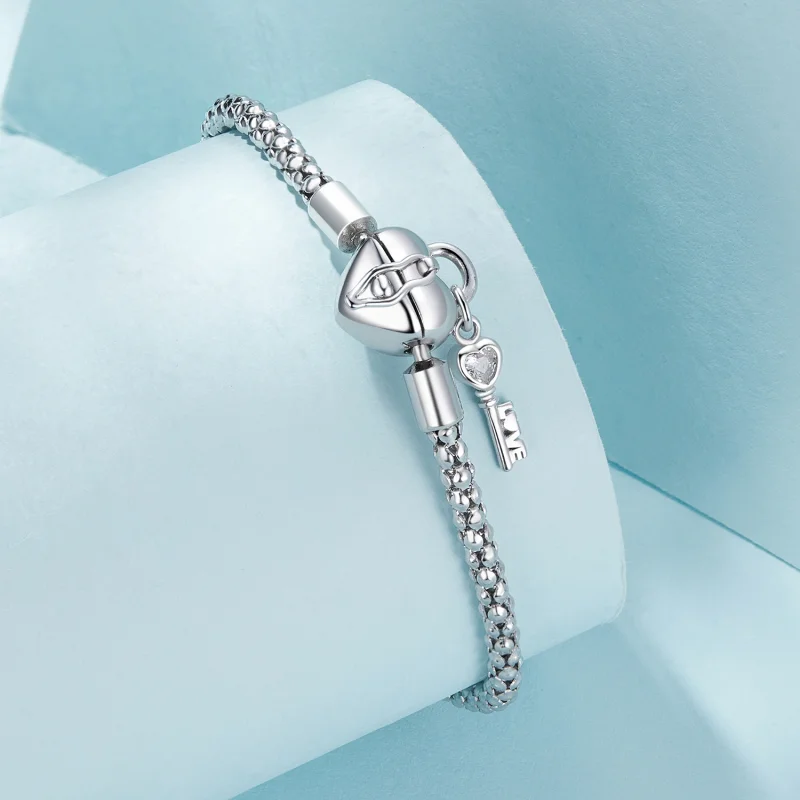 (Bild für) Pandora Style Herzschloss-Schlüsselanhänger Armband - SCB259 - Ansicht 2