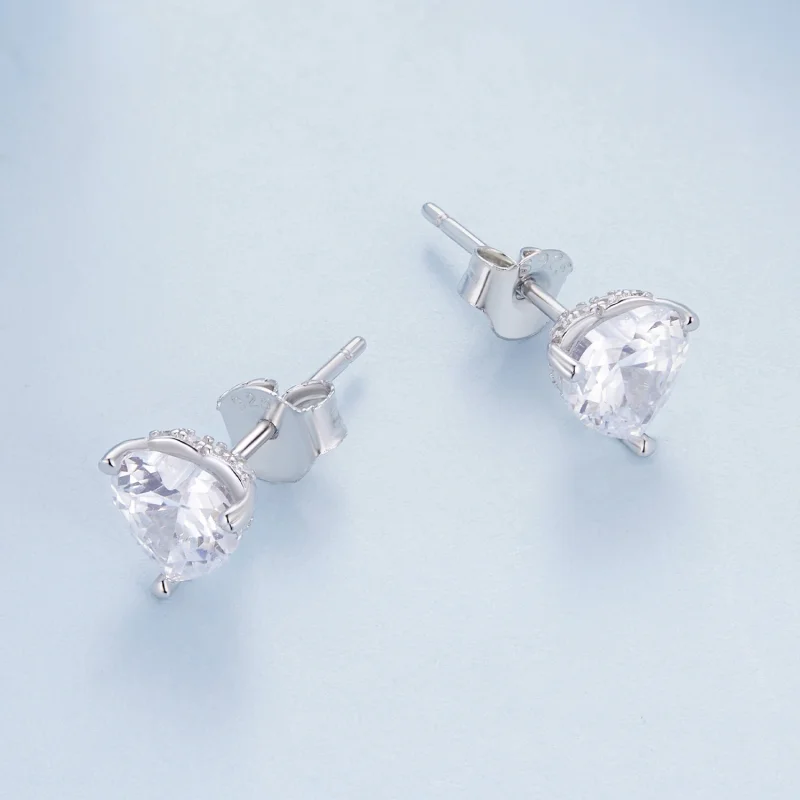 (Bild für) Pandora Style Sparkling Heart Studs Ohrringe - BSE853 - Ansicht 3