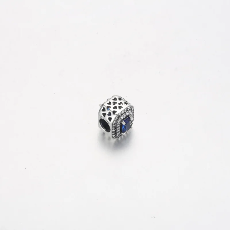 (Bild für) Pandora Blue Sparkling Leveled Rechteckiger Charm - 792385c01 - Ansicht 3