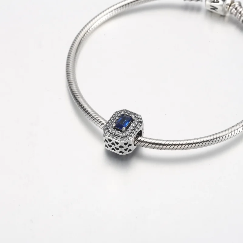(Bild für) Pandora Blue Sparkling Leveled Rechteckiger Charm - 792385c01 - Ansicht 5