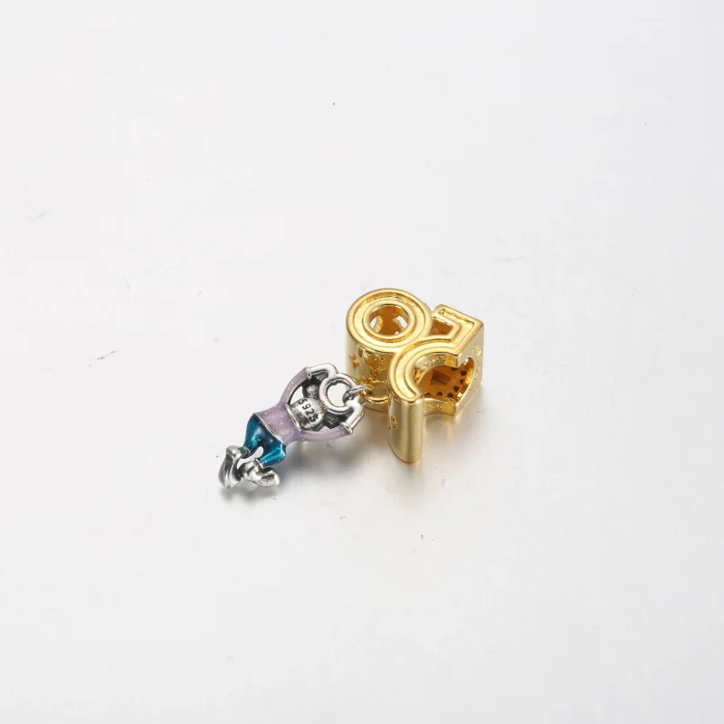 (Bild für) Pandora Disney Parks Mickey Maus 50. Jubiläums Anhänger - 769597C01 - Ansicht 3