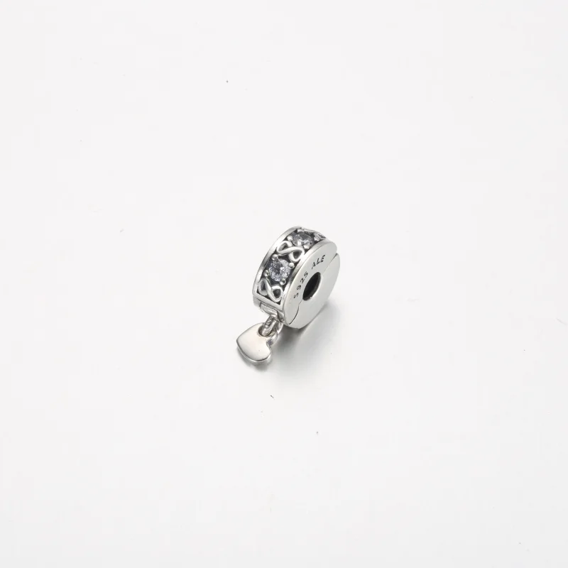 (Bild für) Pandora Family Always Pavé Clip Charm - 791151C01 - Ansicht 3