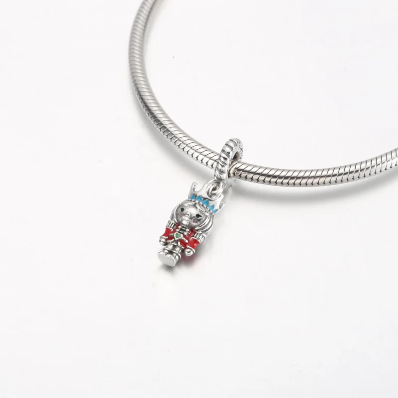 (Bild für) Pandora Festive Nussknacker 2022 Anhänger mit Anhänger - 792331C01 - Ansicht 4