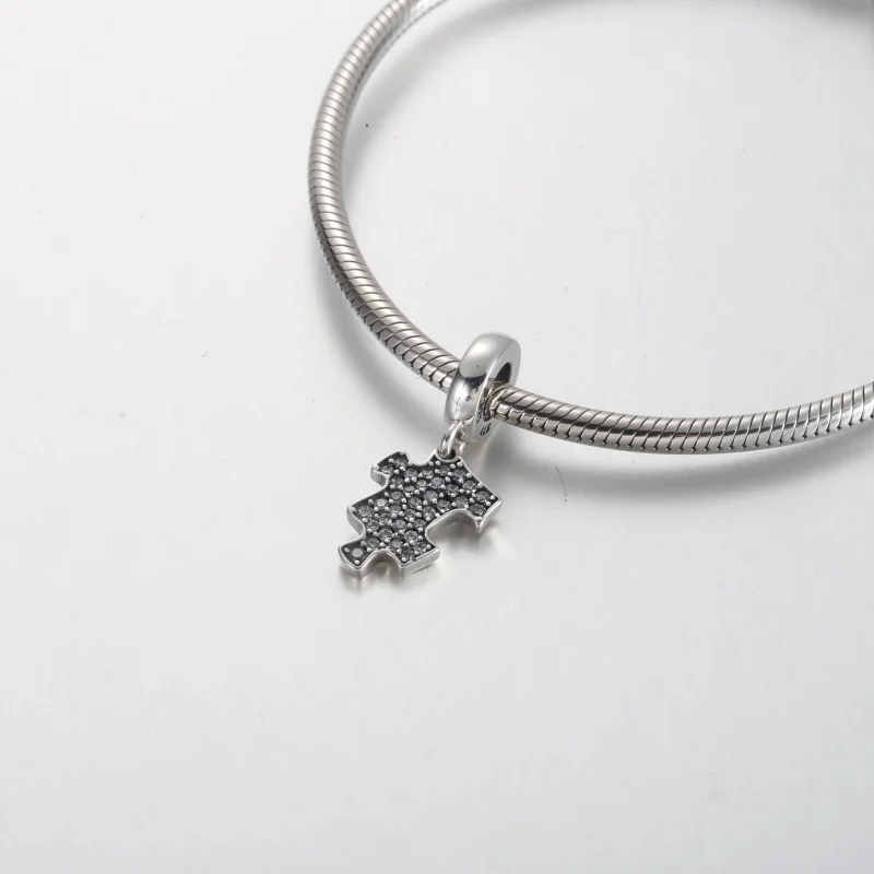 (Bild für) Pandora Funkelnder Puzzleteil-Anhänger - 792241C01 - Ansicht 4