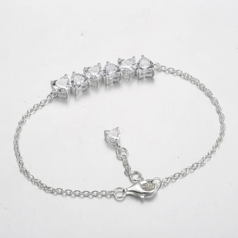 (Bild für) Pandora Funkelndes Endlose-Herzen-Ketten-Armband - 591162C01 - Ansicht 3