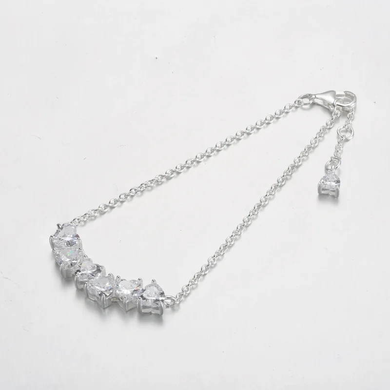 (Bild für) Pandora Funkelndes Endlose-Herzen-Ketten-Armband - 591162C01 - Ansicht 4