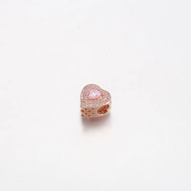 (Bild für) Pandora Funkelndes Geebnetes Herz Charm - 789218C01 - Ansicht 2