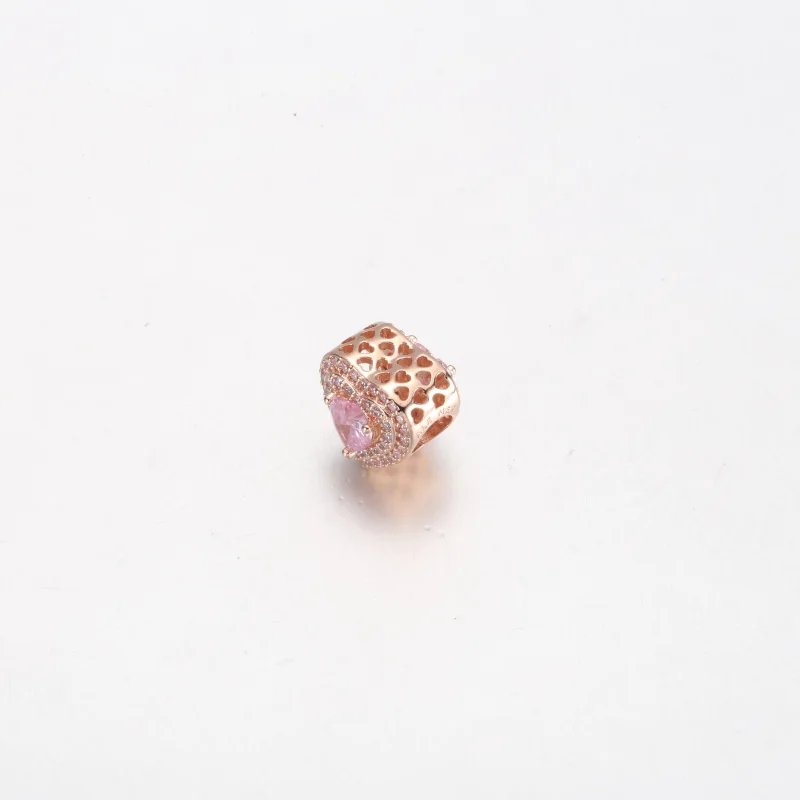 (Bild für) Pandora Funkelndes Geebnetes Herz Charm - 789218C01 - Ansicht 3