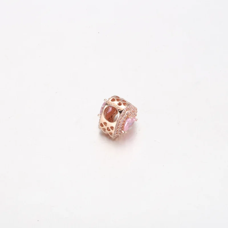 (Bild für) Pandora Funkelndes Geebnetes Herz Charm - 789218C01 - Ansicht 4