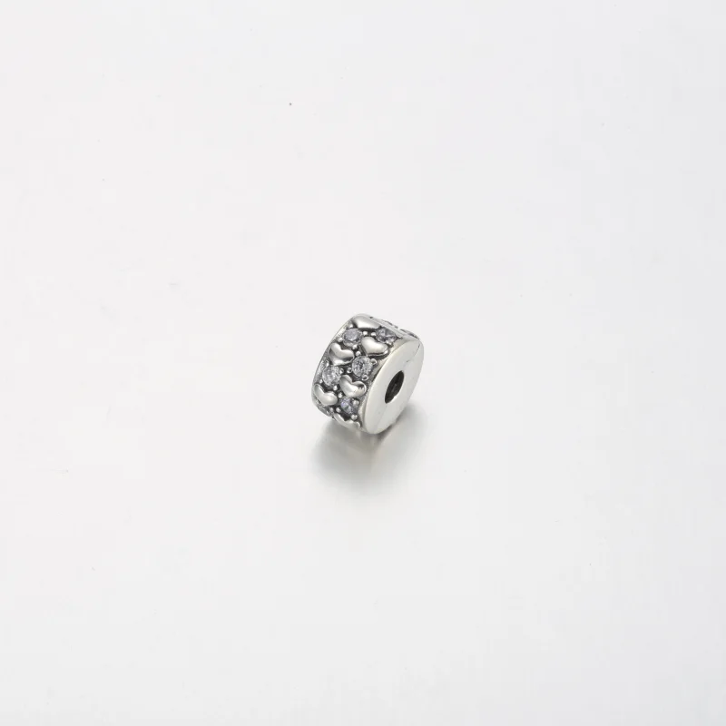 (Bild für) Pandora Infinite Hearts Sparkling Clip Charm - 792235C01 - Ansicht 2