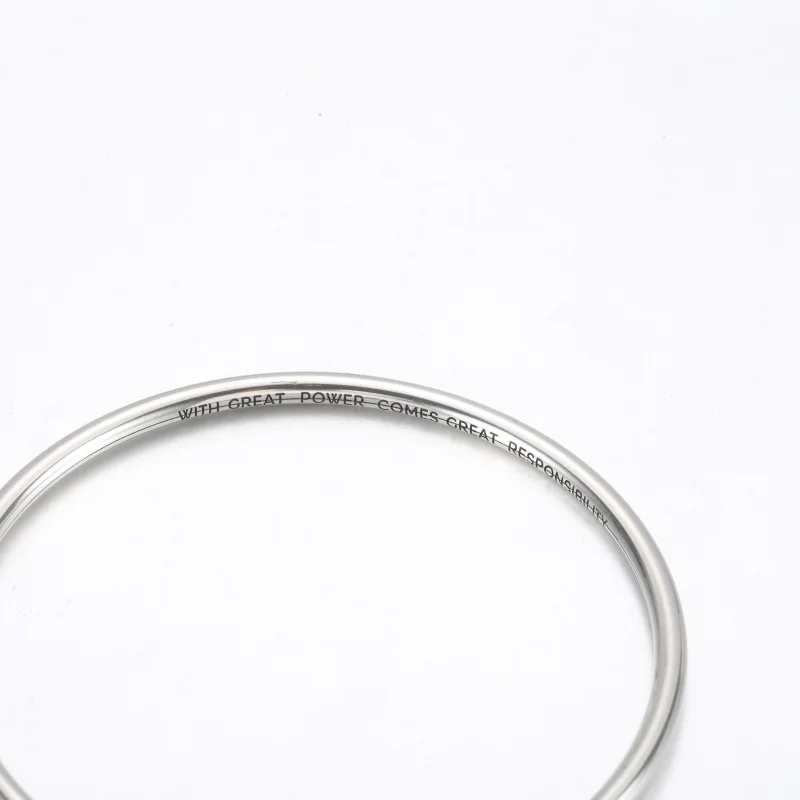 (Bild für) Pandora Moments Marvel Spider-Man-Masken-Verschluss-Armband - 592324C01 - Ansicht 4