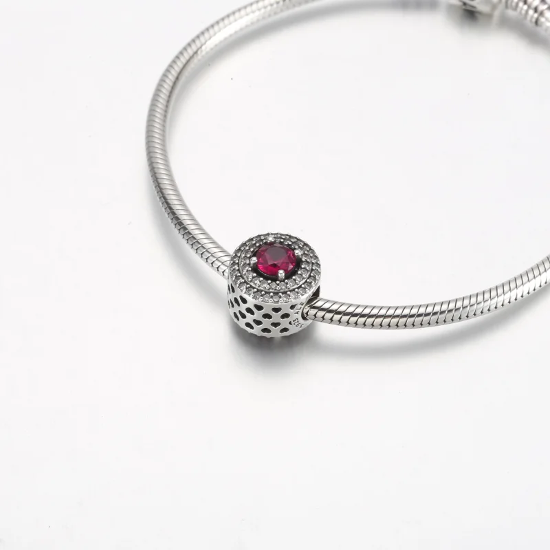 (Bild für) Pandora Red Sparkling Levelled Round Charm - 792418c01 - Ansicht 5